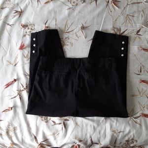 89th & Madiso black pant capris